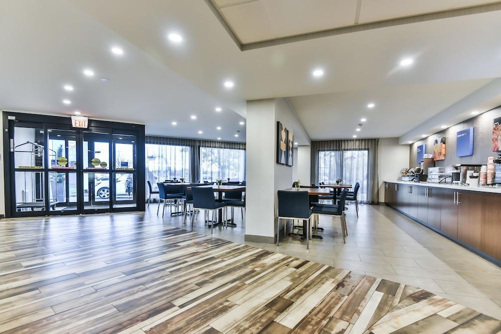 Comfort Montreal Aeroport 3*