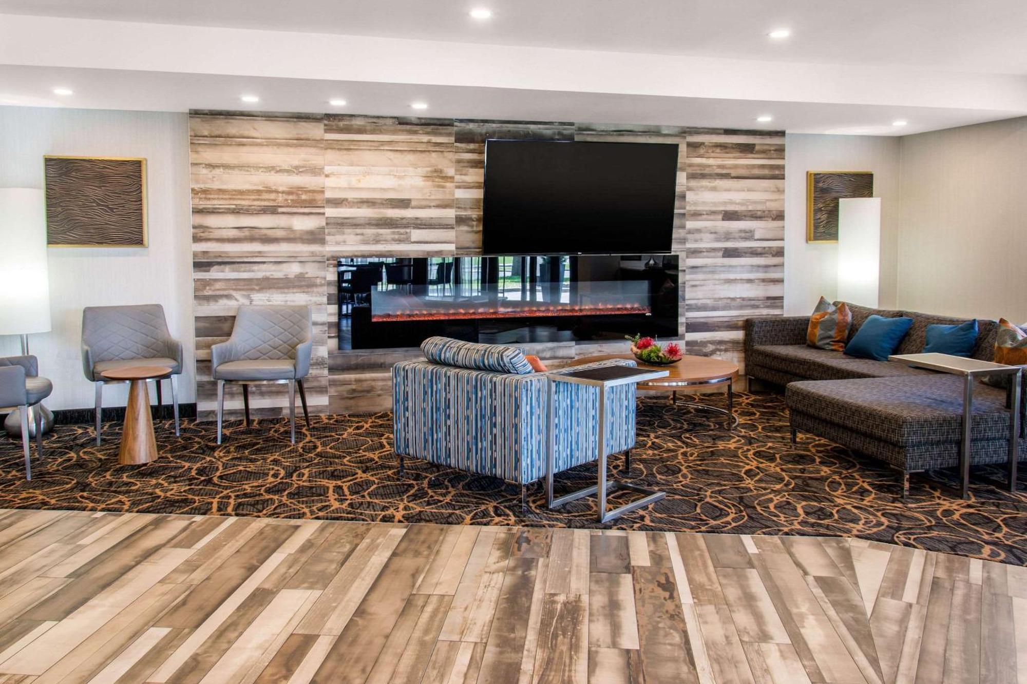 Mini-hôtel Comfort Montreal Aeroport Pointe-Claire