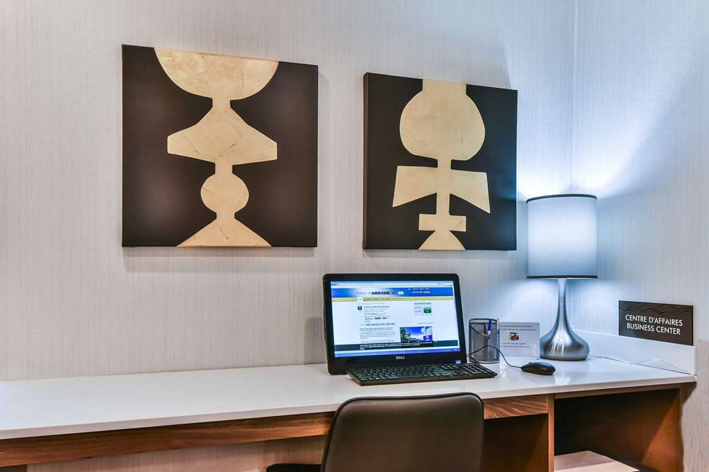 Comfort Montreal Aeroport Mini-hôtel 3*