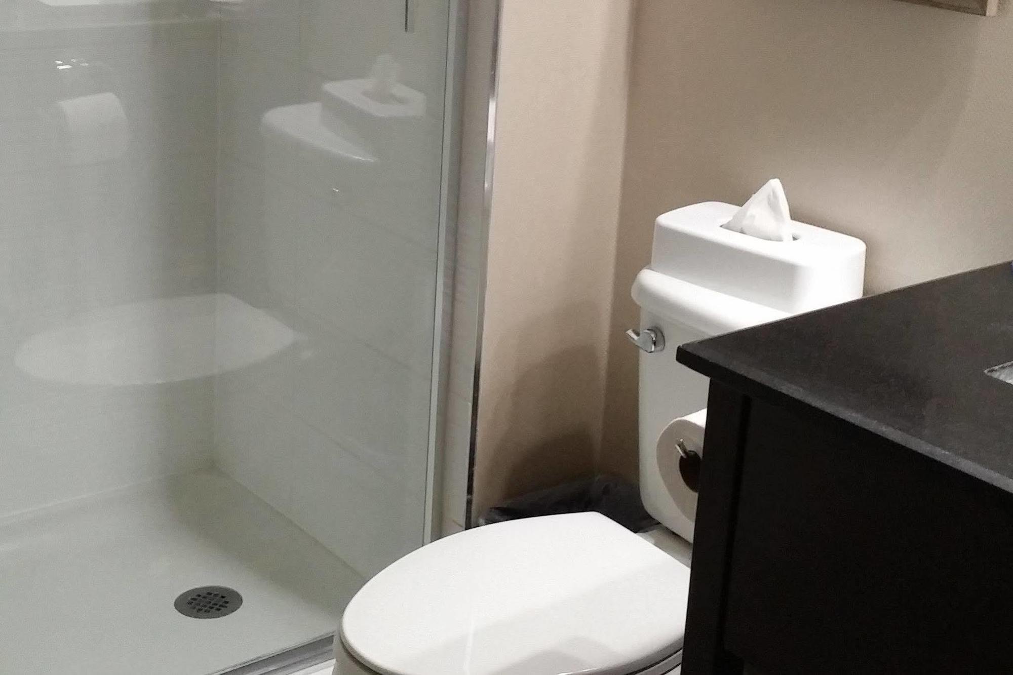 Mini-hôtel Comfort Montreal Aeroport 3*
